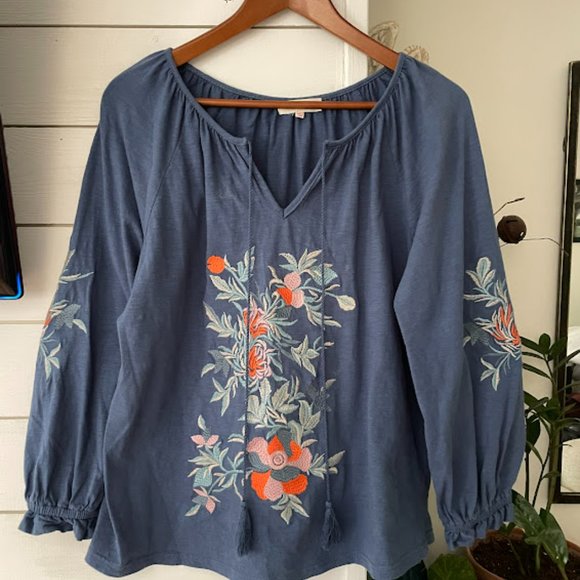 Solitaire Tops - Solitaire Embroidered Balloon Sleeve Blouse